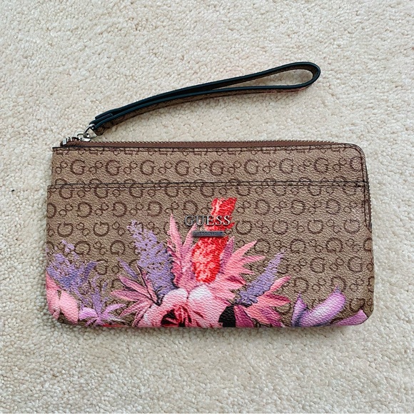 Guess Clutch Wristlet Wallet - Picture 2 of 7